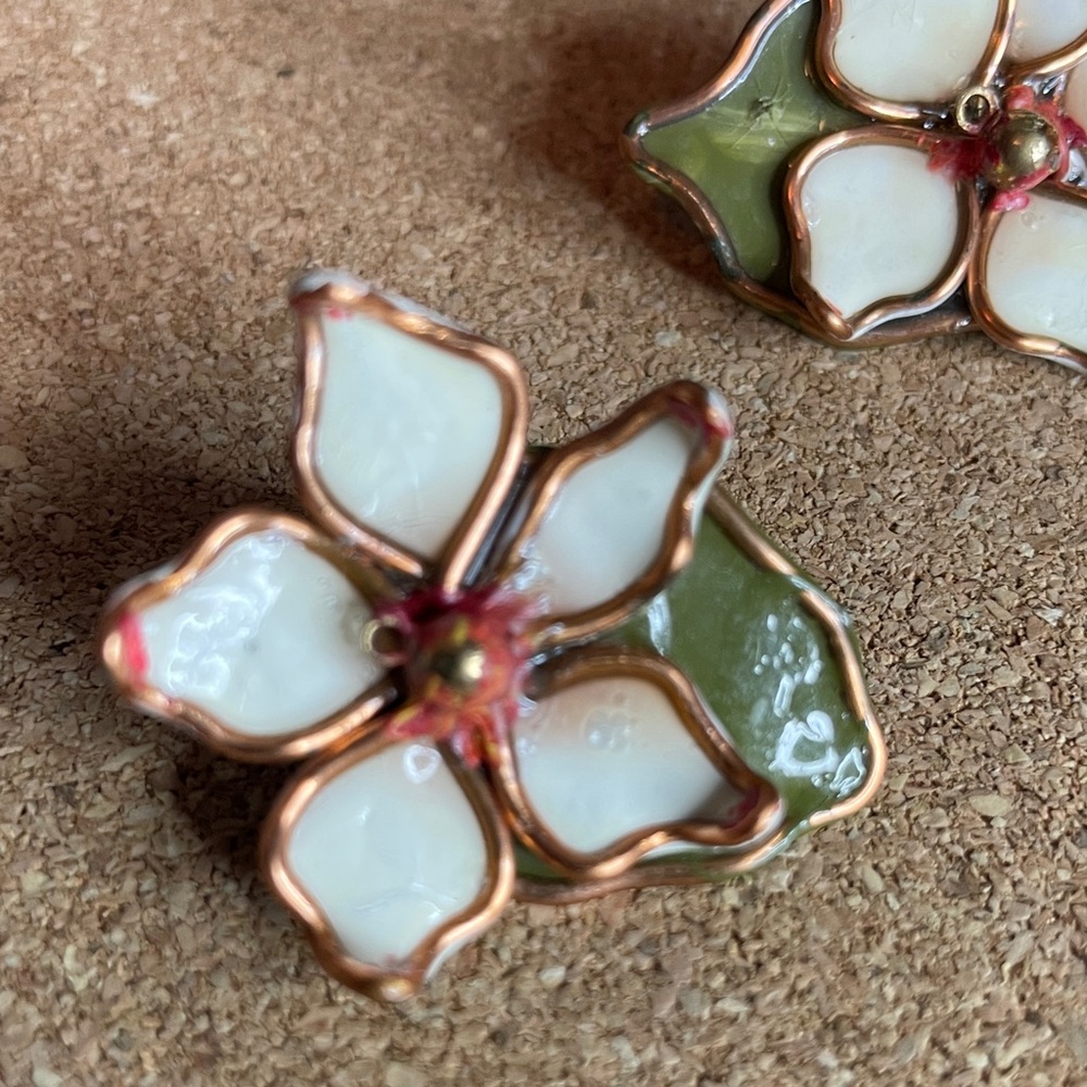 Floral Earrings in White and Gold - magnolia flower
